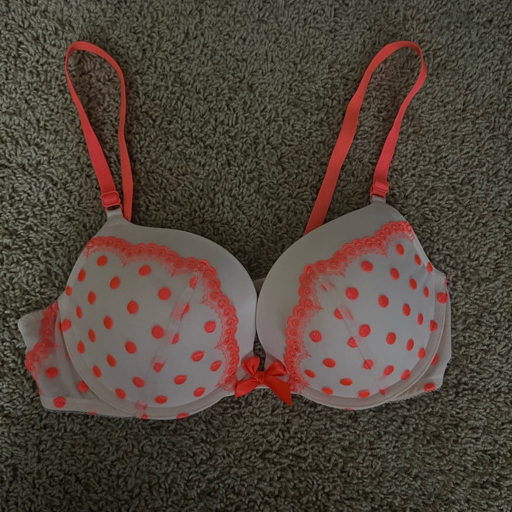 Victoria’s Secret Push Up Bra 36C